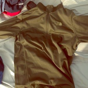 North face pullover